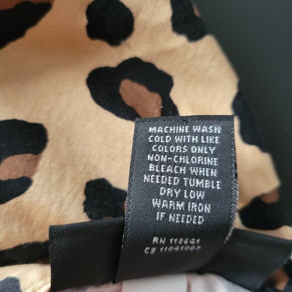 Lane Bryant Blouse, Women’s Plus Sz 20 Leopard Print Button-up, V-neck EUC - Picture 5 of 7